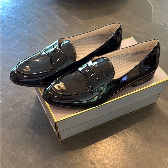 Louise et Cie Black Patent Penny Loafers - Picture 3 of 5